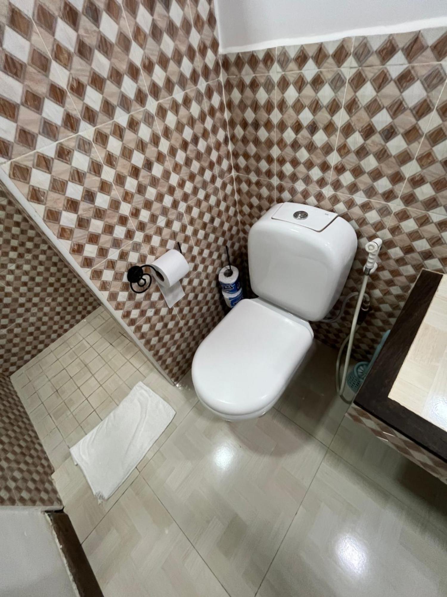 27 Cafe Airport 3* Zanzibar